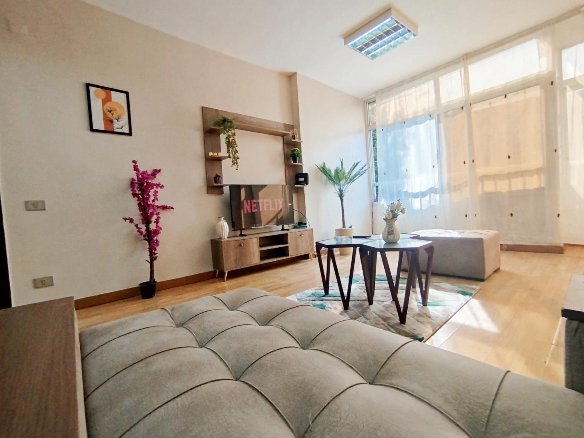 Garden City Apartment In Downtown Kairo Bagian luar foto